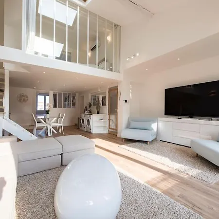 Duplex Plein Centre, Zone Pietonne, 2 Apartment