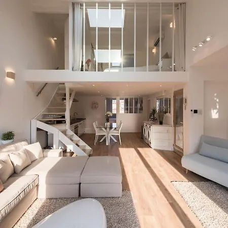 Duplex Plein Centre, Zone Pietonne, 2 Apartment